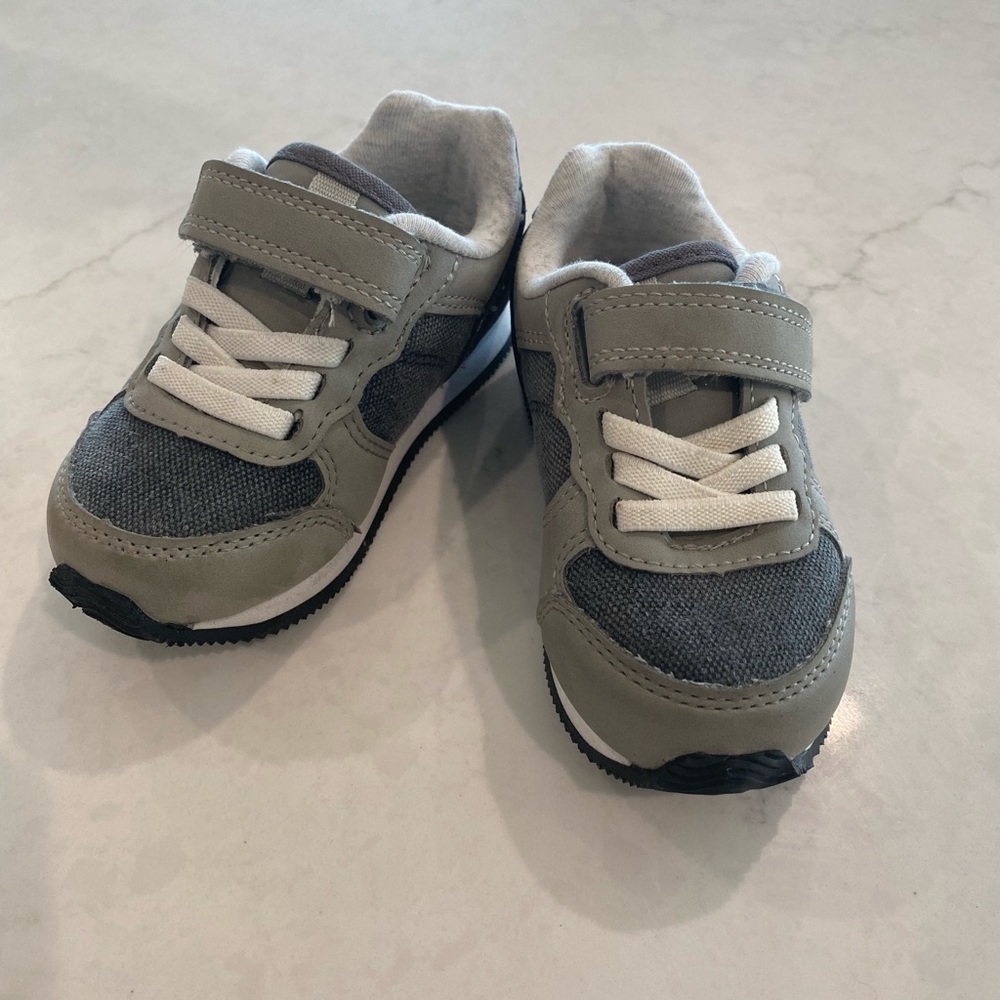 Cat & Jack boys sneakers